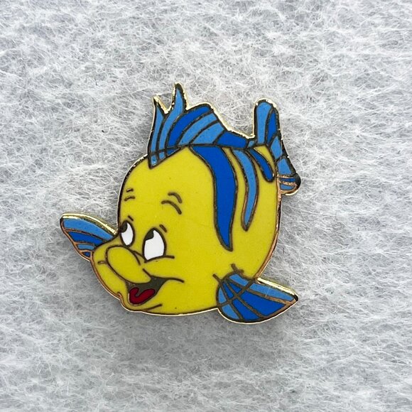 🔮 5/$25 Disney Little Mermaid Flounder Pin‎ - Picture 1 of 3